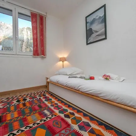 Sleeps 2 Apartment