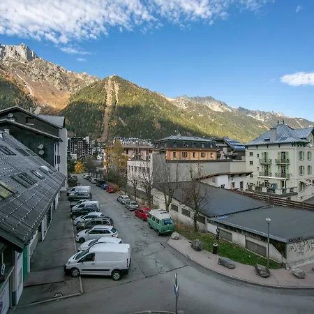 Sleeps 2 Chamonix