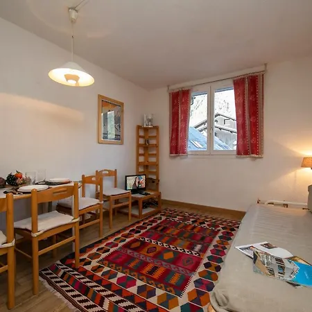 Sleeps 2 Apartment *